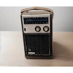 Vintage - 8" Stewart AM/FM Radio Tan Case, Plug In/Battery Powered, Tested Works
